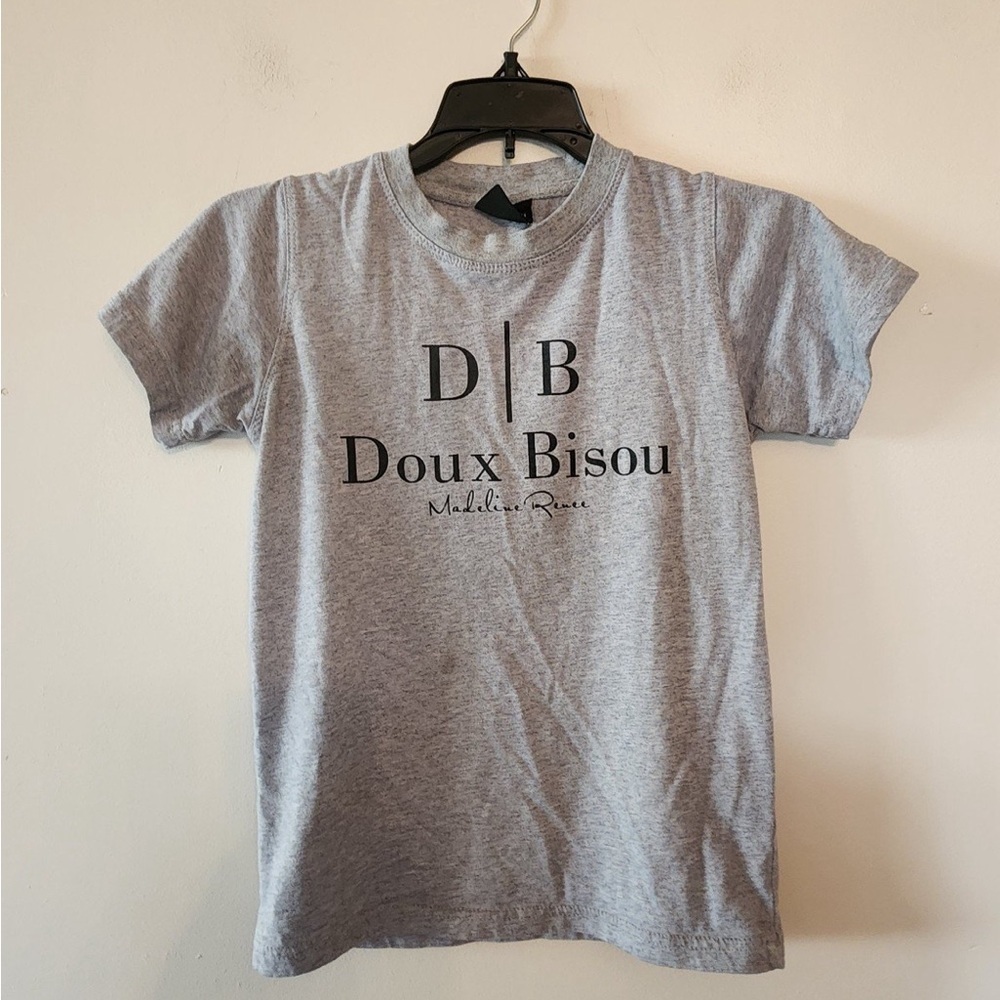 Doux bisou madeline Renee grey t shirt size xs
